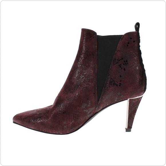 DKNY New Alani Booties Garnet Red Leather Slip On Snake Print Heel Size 7.5 - Picture 7 of 16